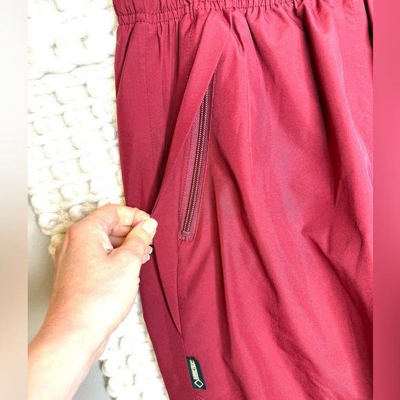 Boathouse Sports Women's Performance Goretex Rain Pants - Picture 6 of 7